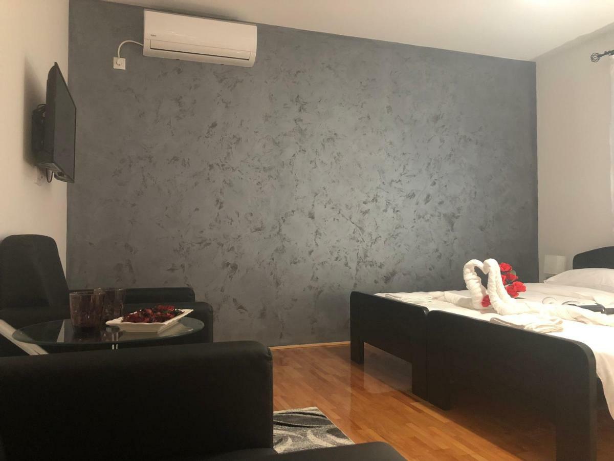 Airport Rest Apartments Belgrade Extérieur photo