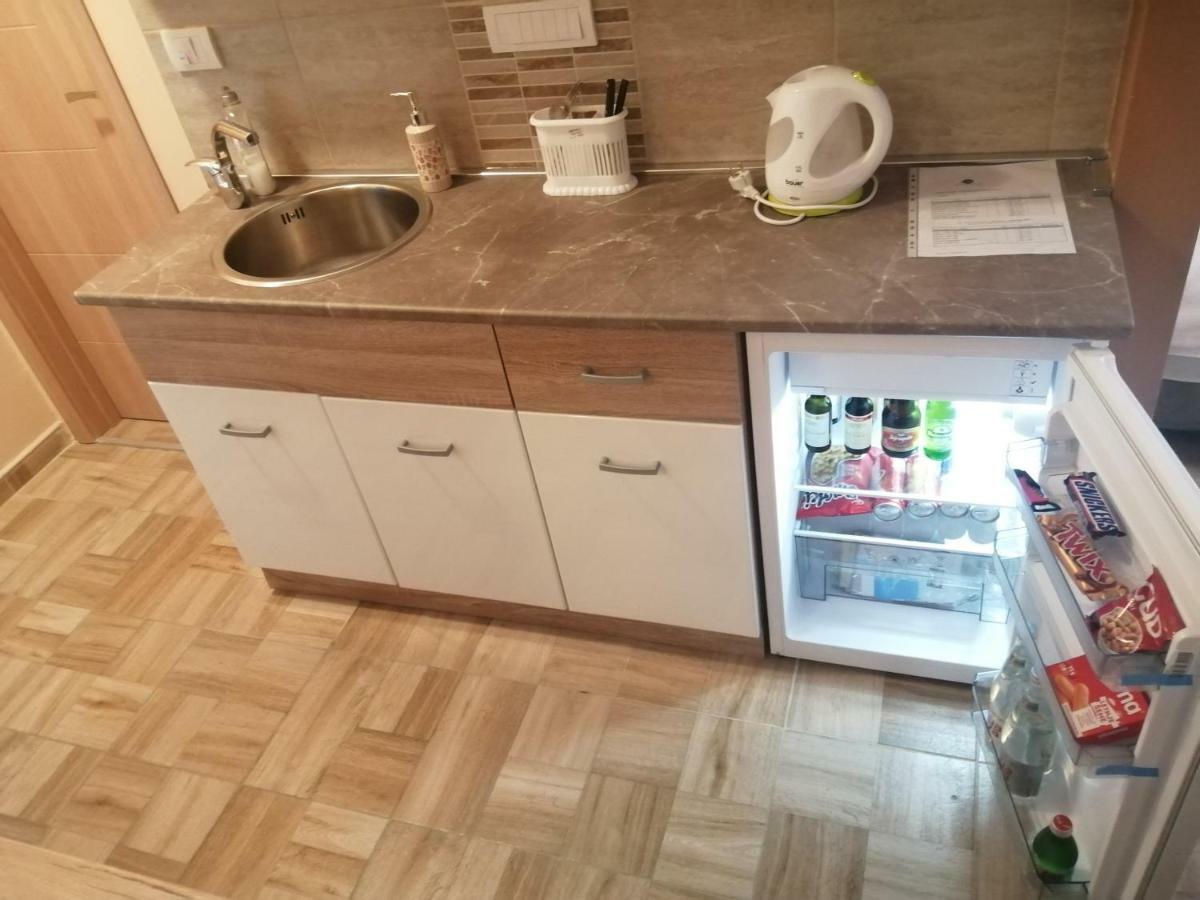 Airport Rest Apartments Belgrade Extérieur photo